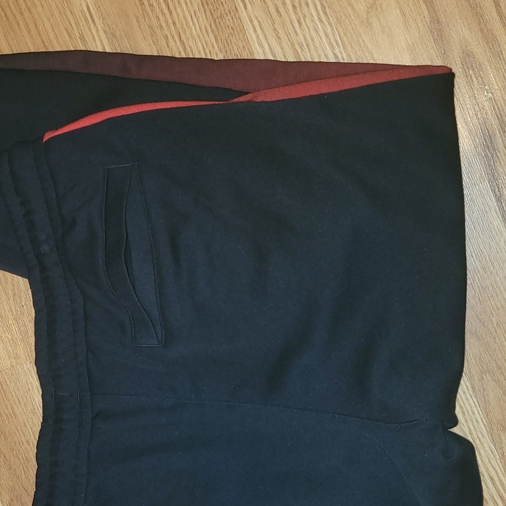 New Puma sweatsuit with multi-logos and a full zip jacket sizes L,XL and XXL - Picture 8 of 8